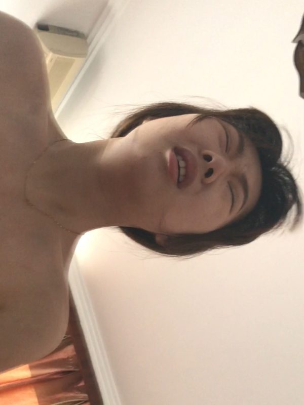 百度云泄露: 19岁的北京姑娘体验男友吃屄的快乐